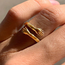 Cargar imagen en el visor de la galería, Anillo Abrazo de Madre + Cajita de Girasol