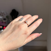 Cargar imagen en el visor de la galería, Anillo de Promesa