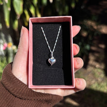 Cargar imagen en el visor de la galería, Collar Heart de Plata
