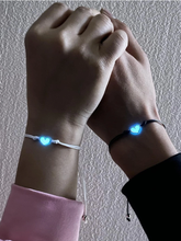Cargar imagen en el visor de la galería, Pulseras Love
