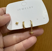 Cargar imagen en el visor de la galería, Set de Aros Noche Estrellada
