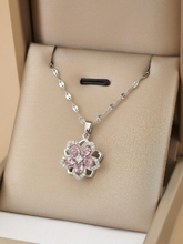 Cargar imagen en el visor de la galería, Collar Giratorio Flower
