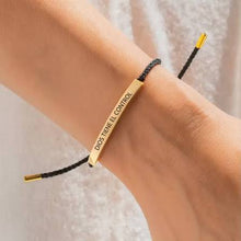 Cargar imagen en el visor de la galería, Pulsera Dios Tiene el Control
